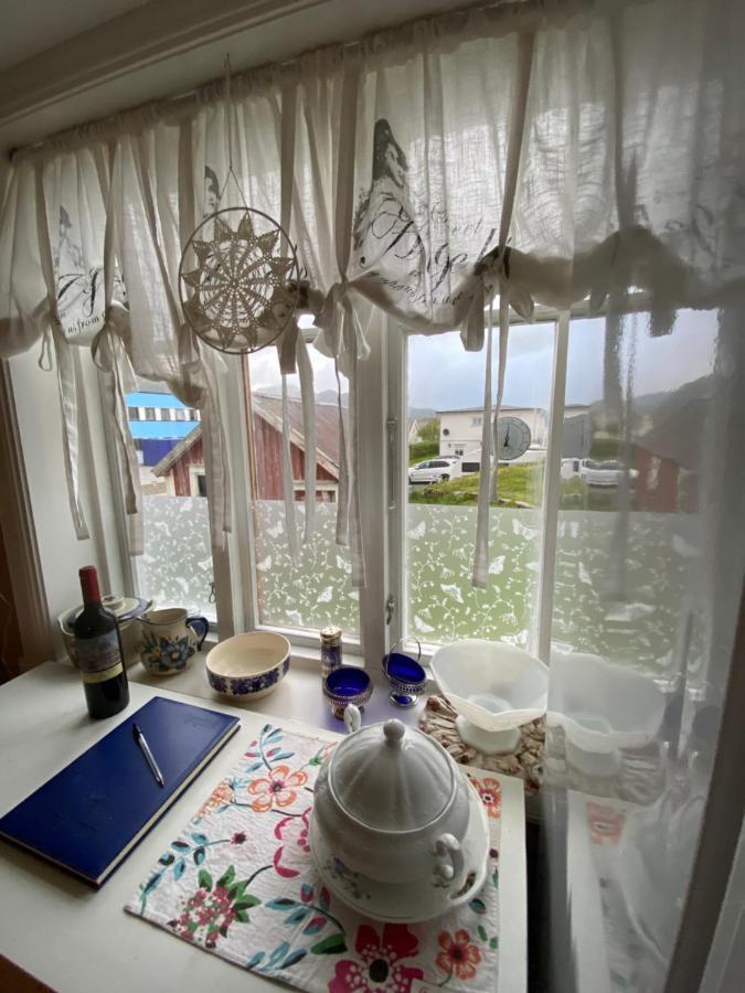 Nordlandshuset "Lottebakken", Ballstad In Lofoten Exterior foto